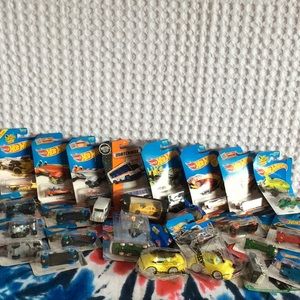 Hot wheels- 19 matchbox-2 maisto =1 all new in box